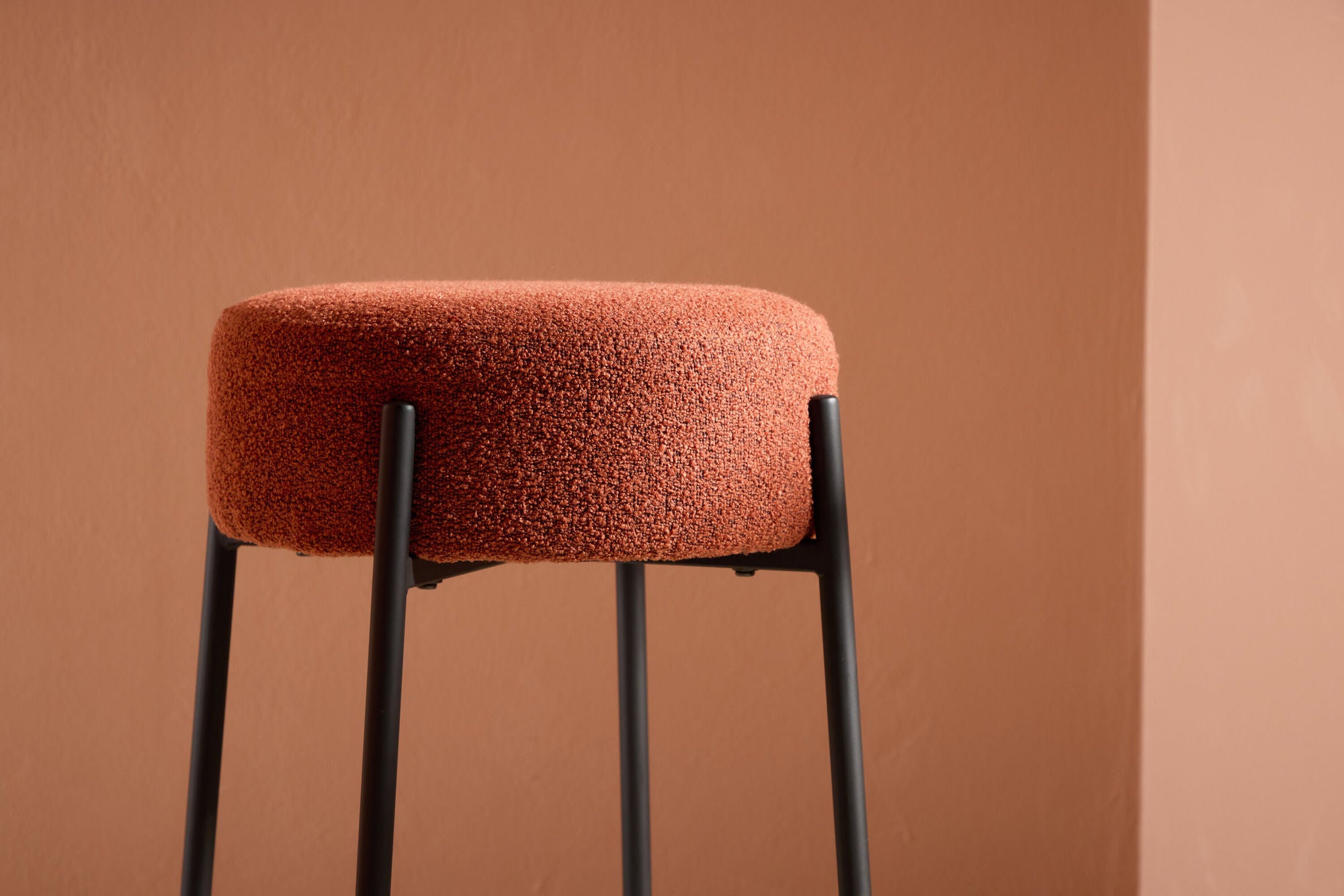 Tucson Bar Chair – Rust Boucle & Black Legs