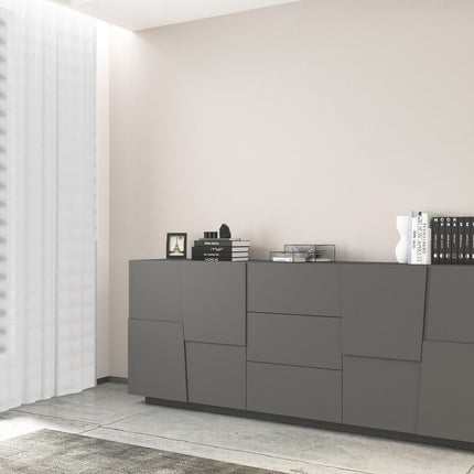 Credenza PONGO a 4 ante e 3 cassetti.