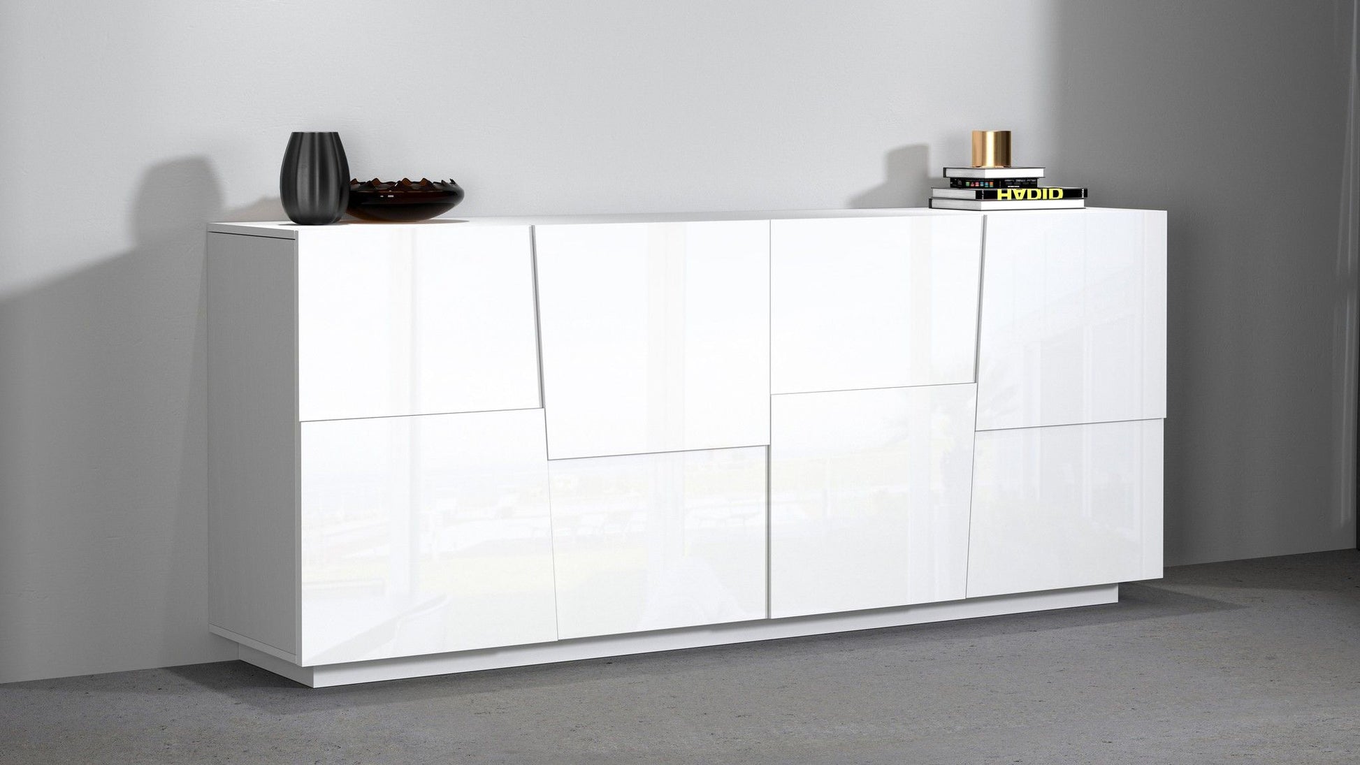 Credenza PONGO a 4 ante.