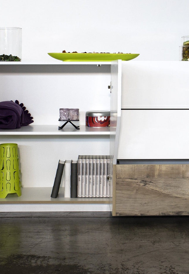 Credenza ALIEN da 141 cm.