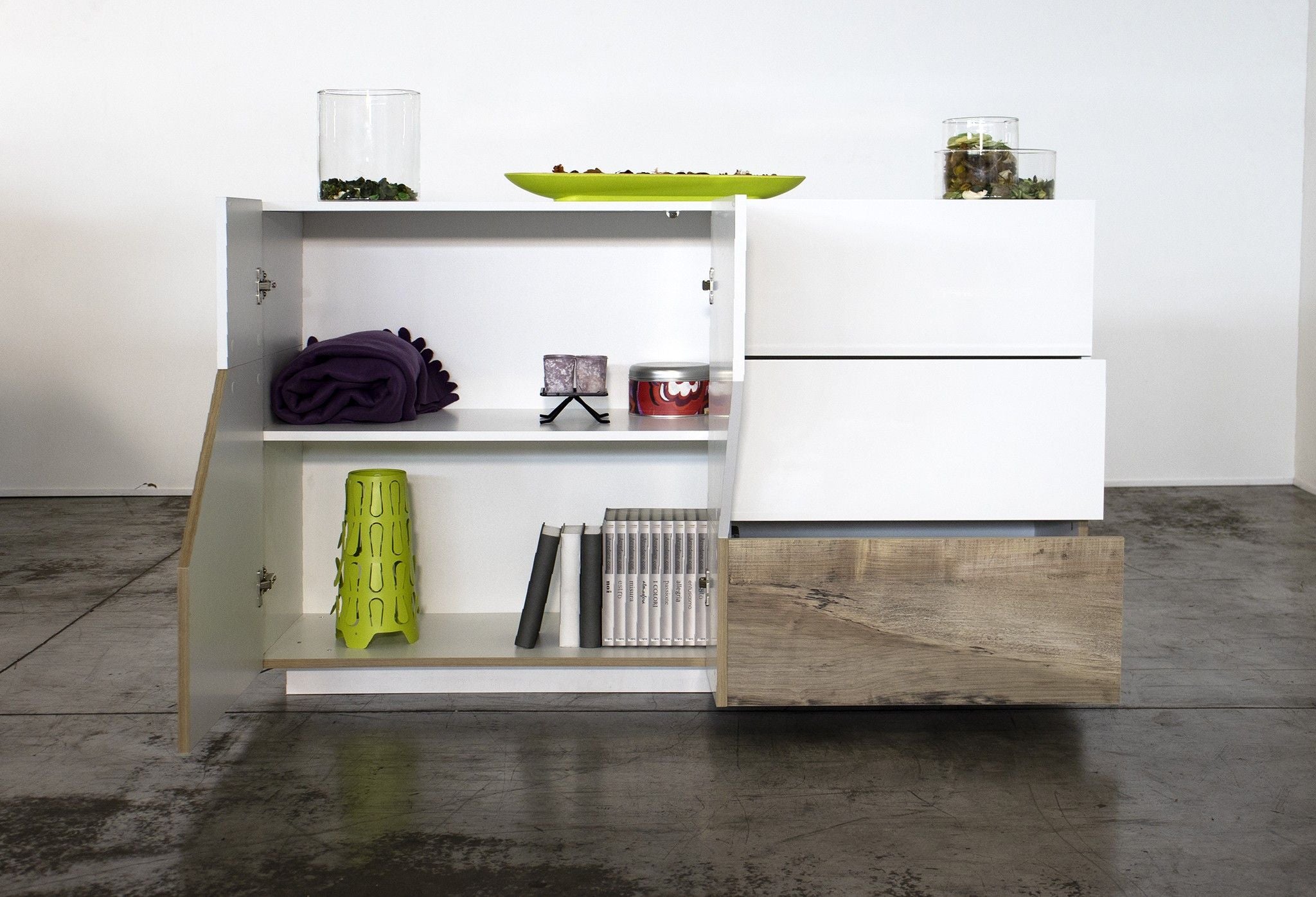 Credenza ALIEN da 141 cm.