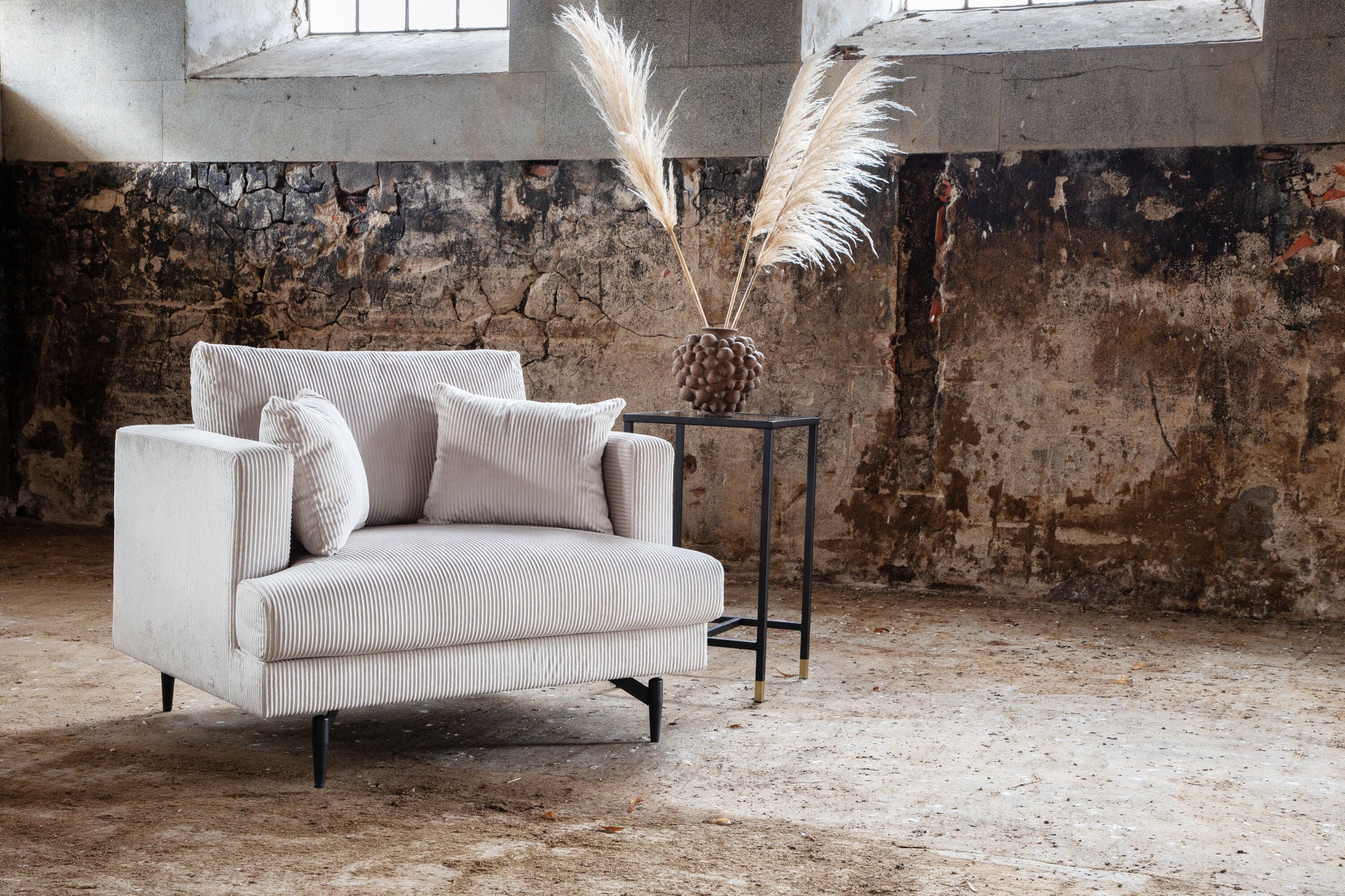 Sofia Single Sofa - Black / Beige Corduroy