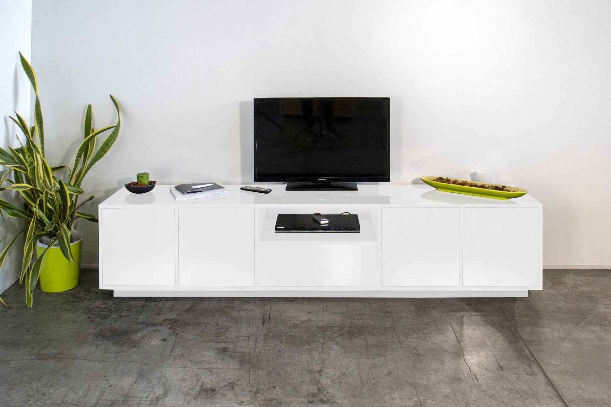 Porta tv BLOOM 220 cm.