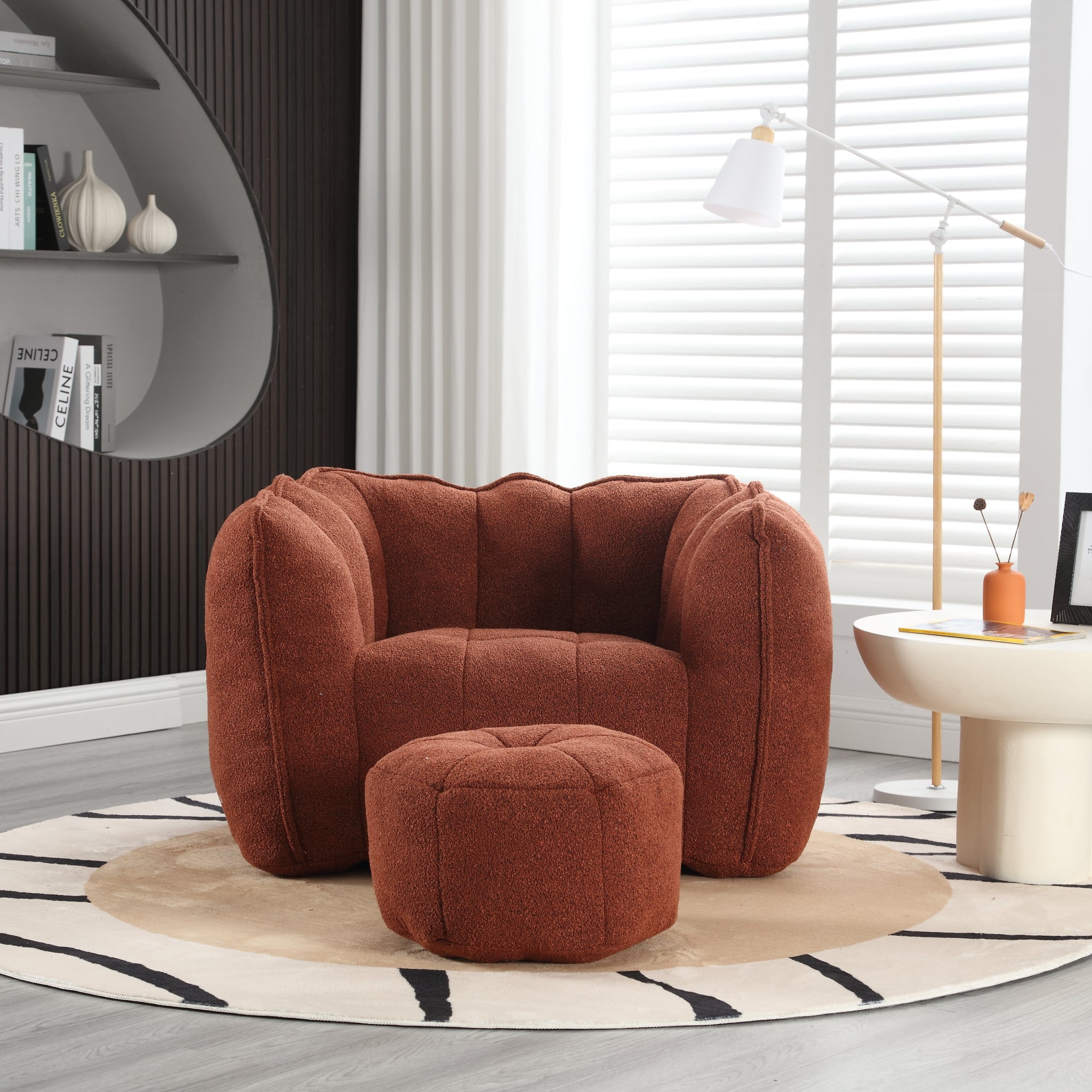 Cushy Square: Poltrona e Poggiapiedi in Schiuma Lusso