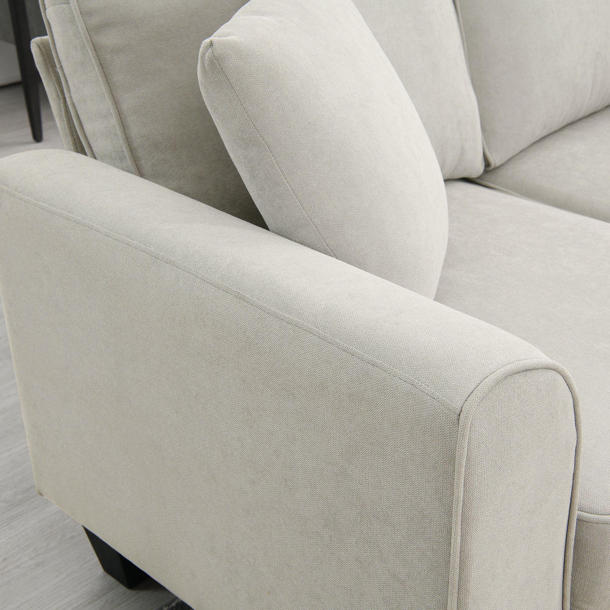 Divano UrbanoLuxe 7 Posti Elegante