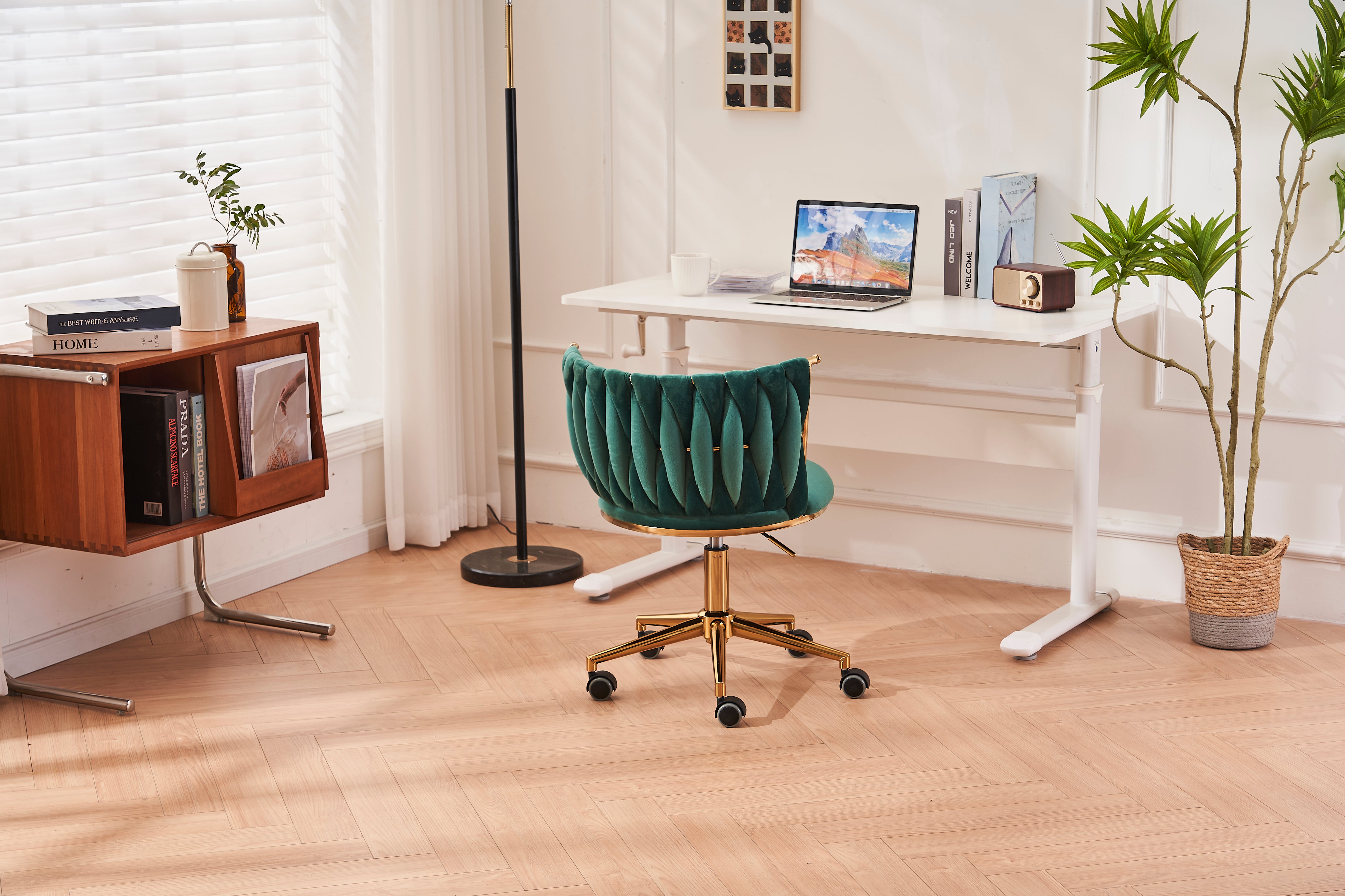 Sedia Ufficio Girevole Ergonomica in Velluto Verde Smeraldo