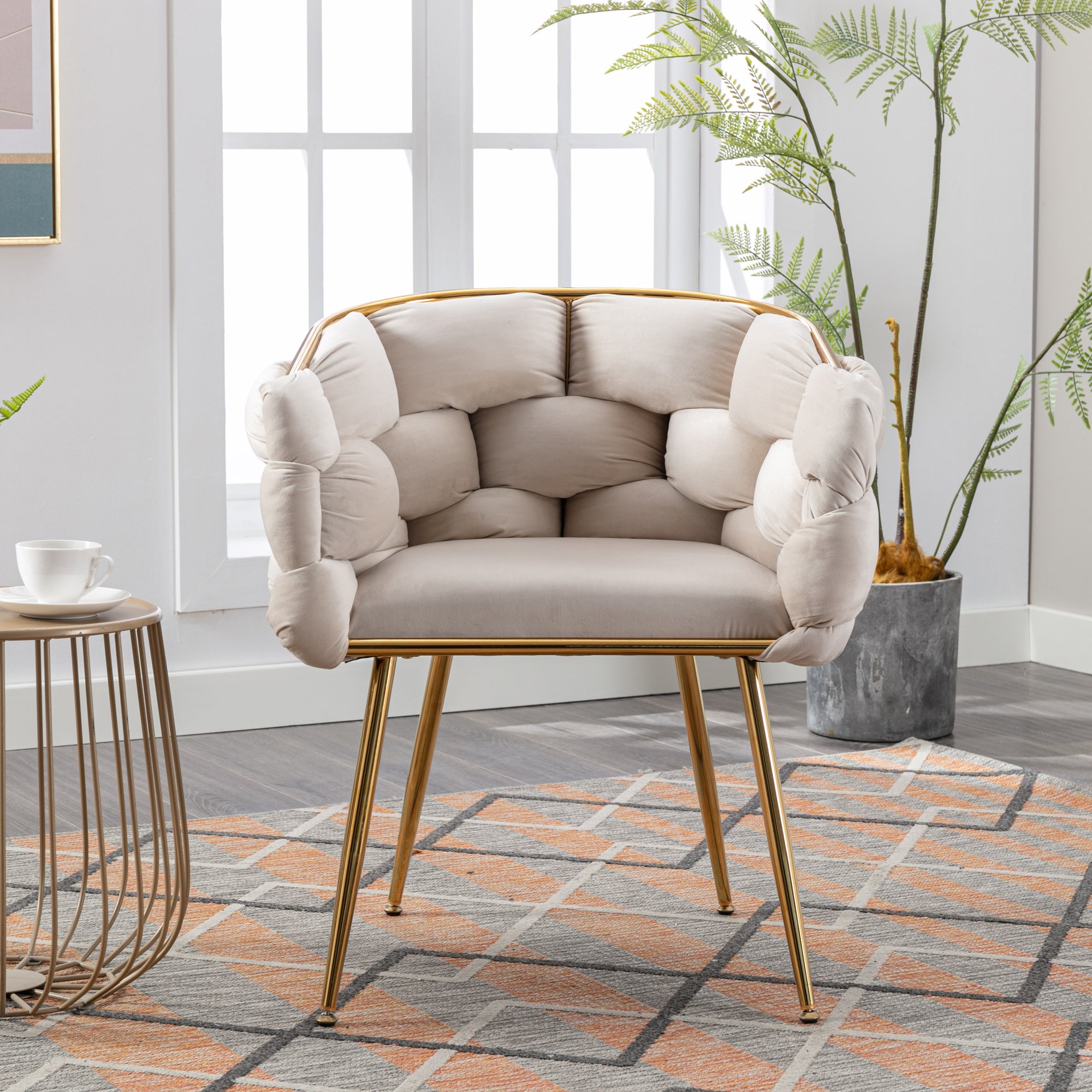 Poltrona Moderna in Velluto Beige Veluxe