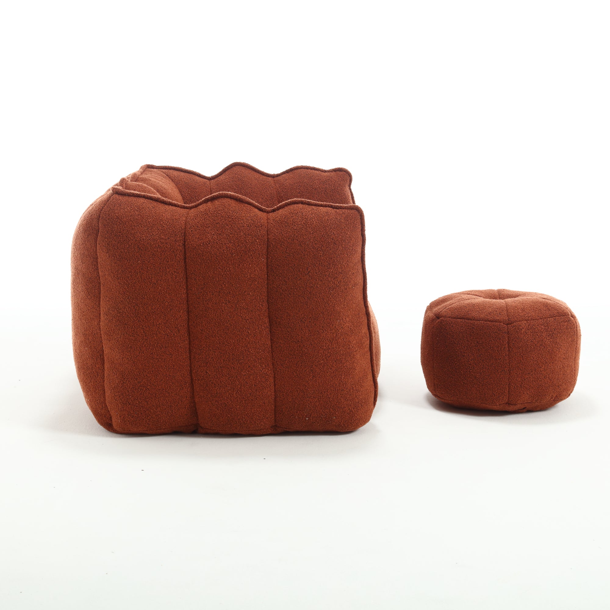 Cushy Square: Poltrona e Poggiapiedi in Schiuma Lusso