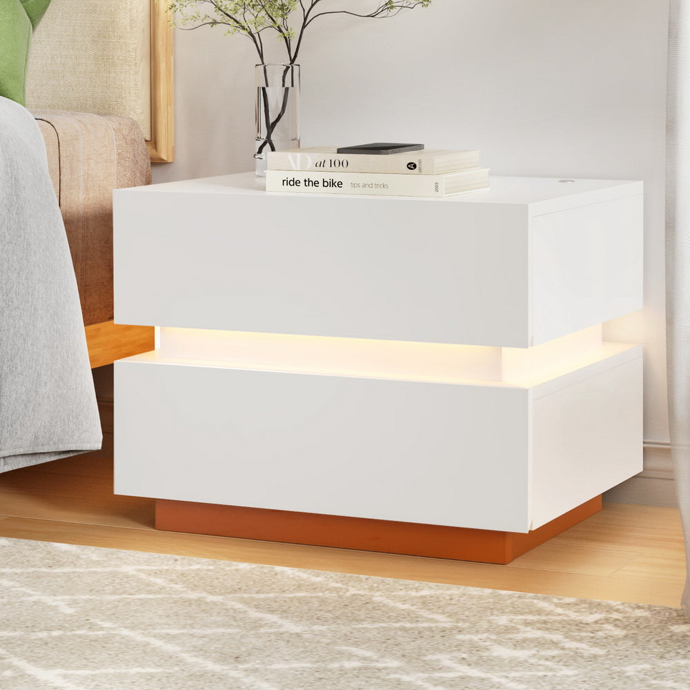 Comodino Smart con LED e Ricarica Wireless